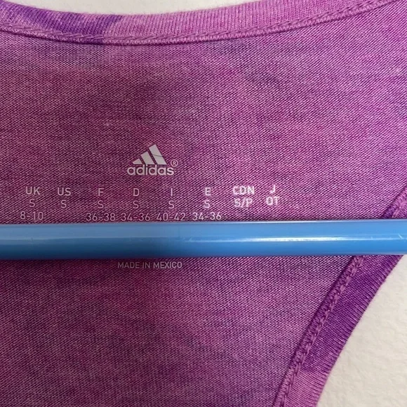 Women’s size small Adidas dress never been worn - Picture 3 of 4